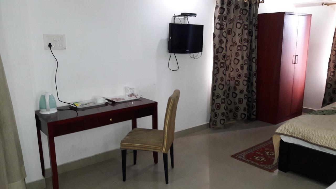 Hotel Aroma Residency Tinsukia Exterior foto